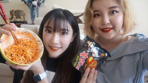 娱乐吃瓜酱花瓶视频在线观看,揭秘网红幕后生活